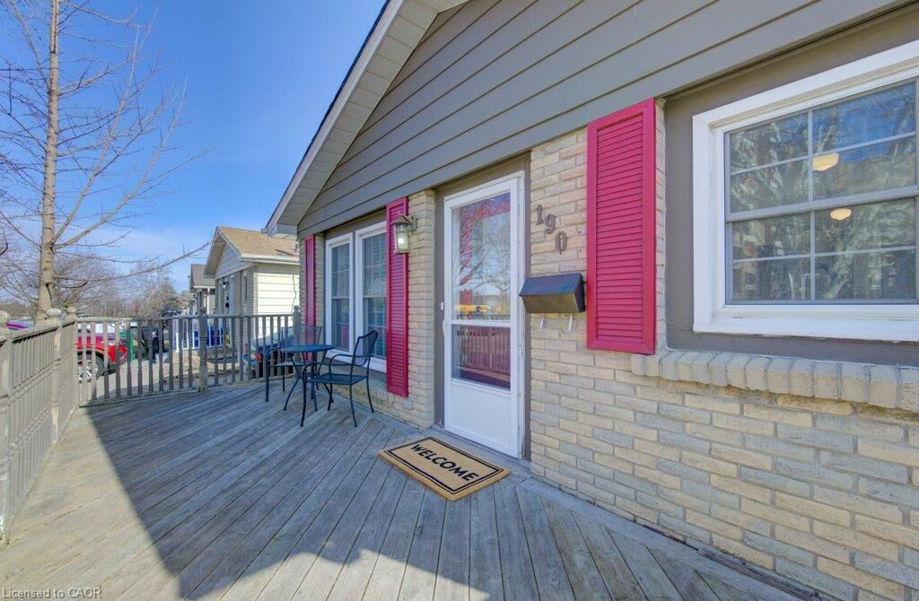 Property Photo:  190 Natchez Road  ON N2B 3L2 