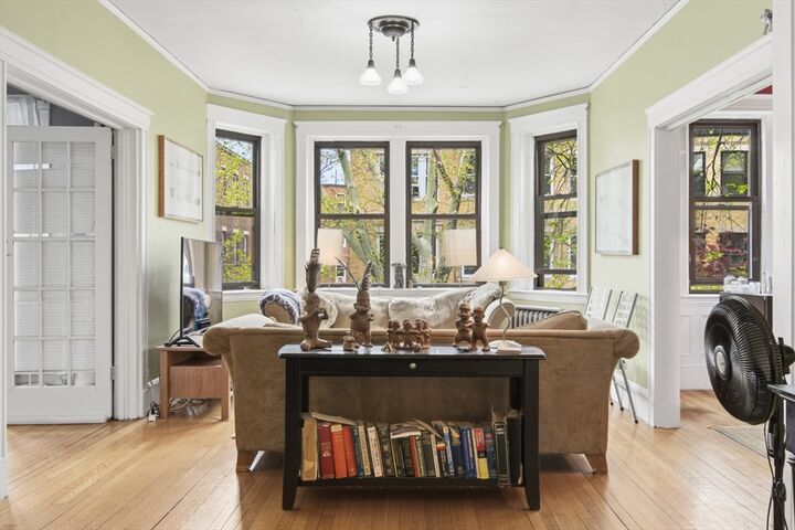 Property Photo:  12 Parkman St 2  MA 02446 