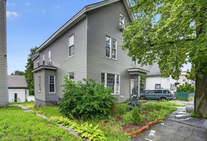 Property Photo:  103 Nashua  MA 01420 