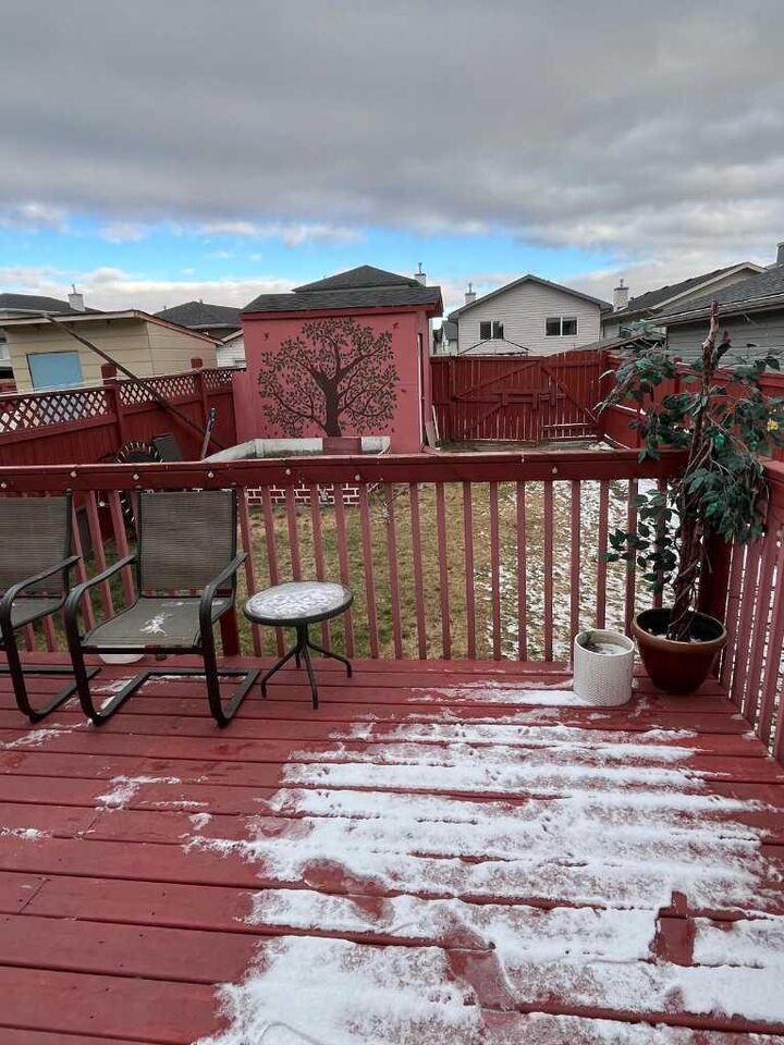 Property Photo: 50 Tarawood Lane NE AB T3J 4S9