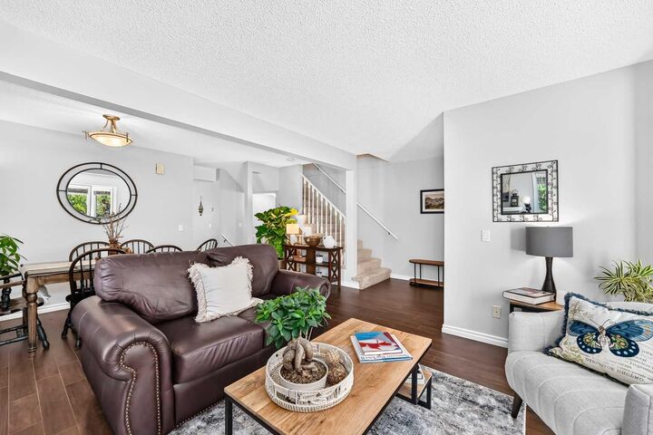 Property Photo:  114 Patina Park SW  AB T3H 3E3 