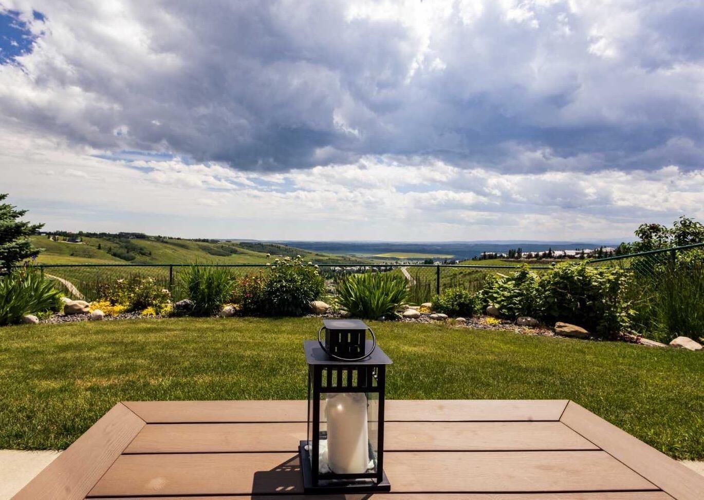 Property Photo:  39 Glenvista Place  AB T4C 2K2 