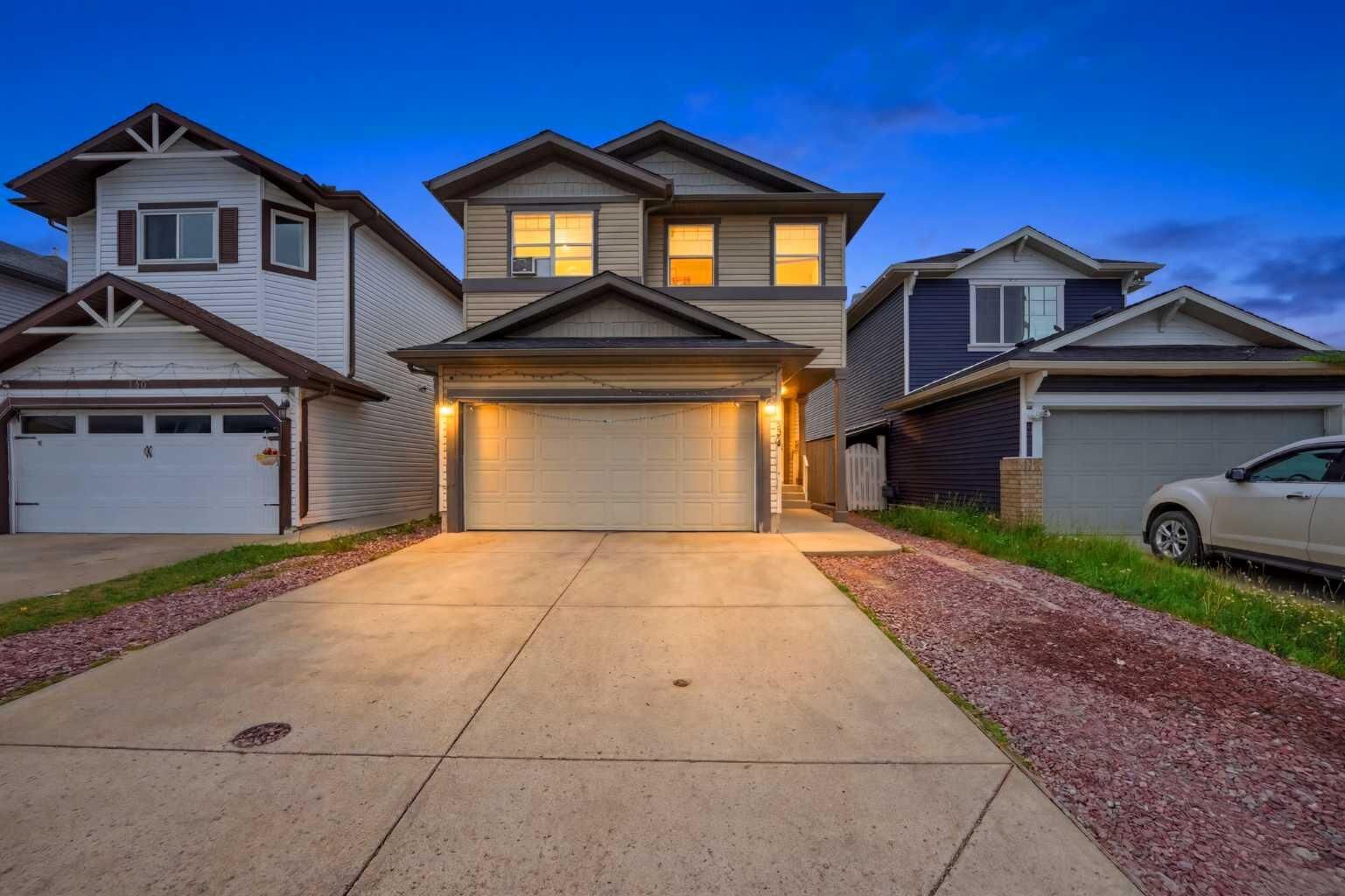 Property Photo: 140 Tarawood Grove NE AB T3J 5A7
