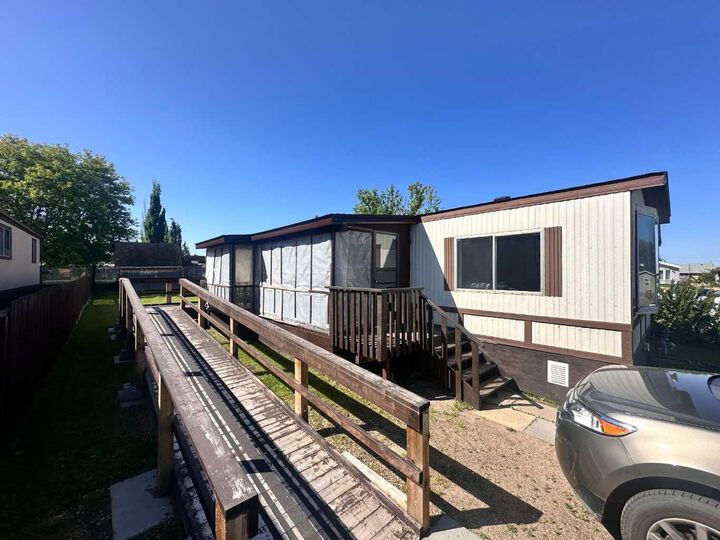 Property Photo: 9309 93 Avenue AB T0A 2C0