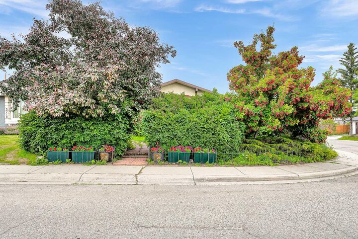 Property Photo: 3722 Dover Ridge Drive SE AB T2B 2C8