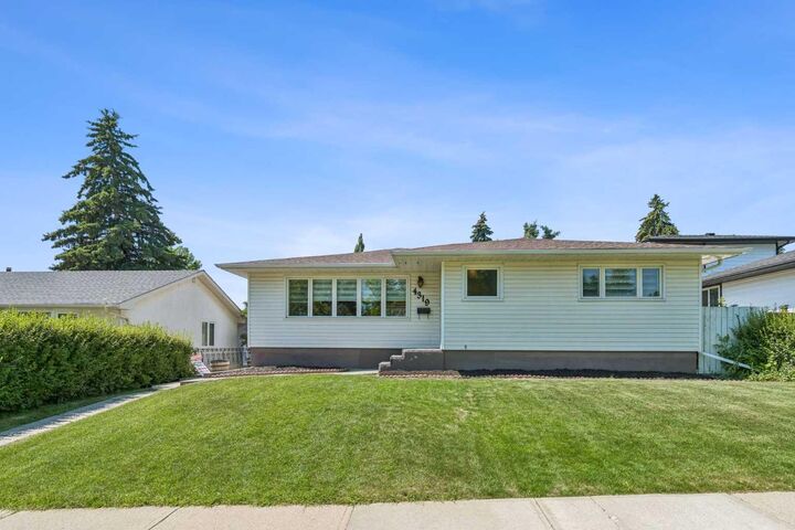 4319 19 Street NW — photo 1