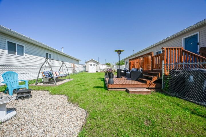 Property Photo: 10615 88 Street 110 AB T8X 1P5