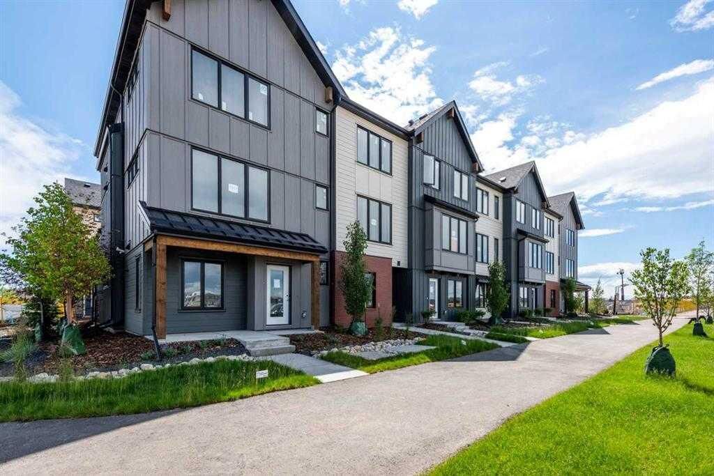 Property Photo: 69 Mercado Lane SE AB T3M 4C2