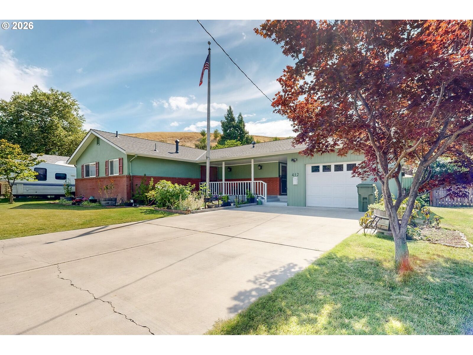 Property Photo: 412 Parkview St OR 97862