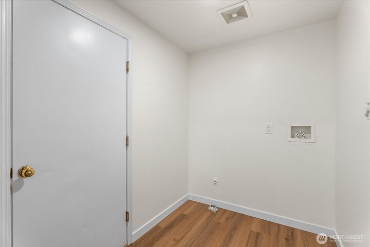 Property Photo:  2901  Applehill Court NE  WA 98506 