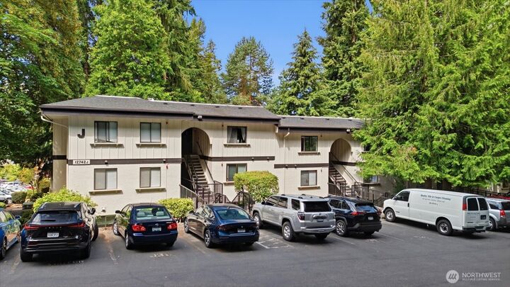 Property Photo: 12742 NE 116th Lane J23 WA 98034