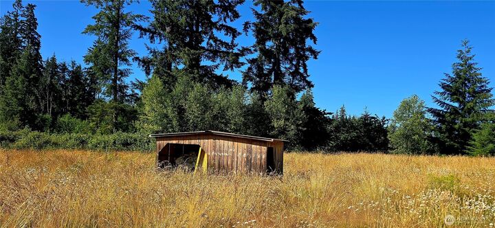 Property Photo:  413  Manners Road  WA 98579 