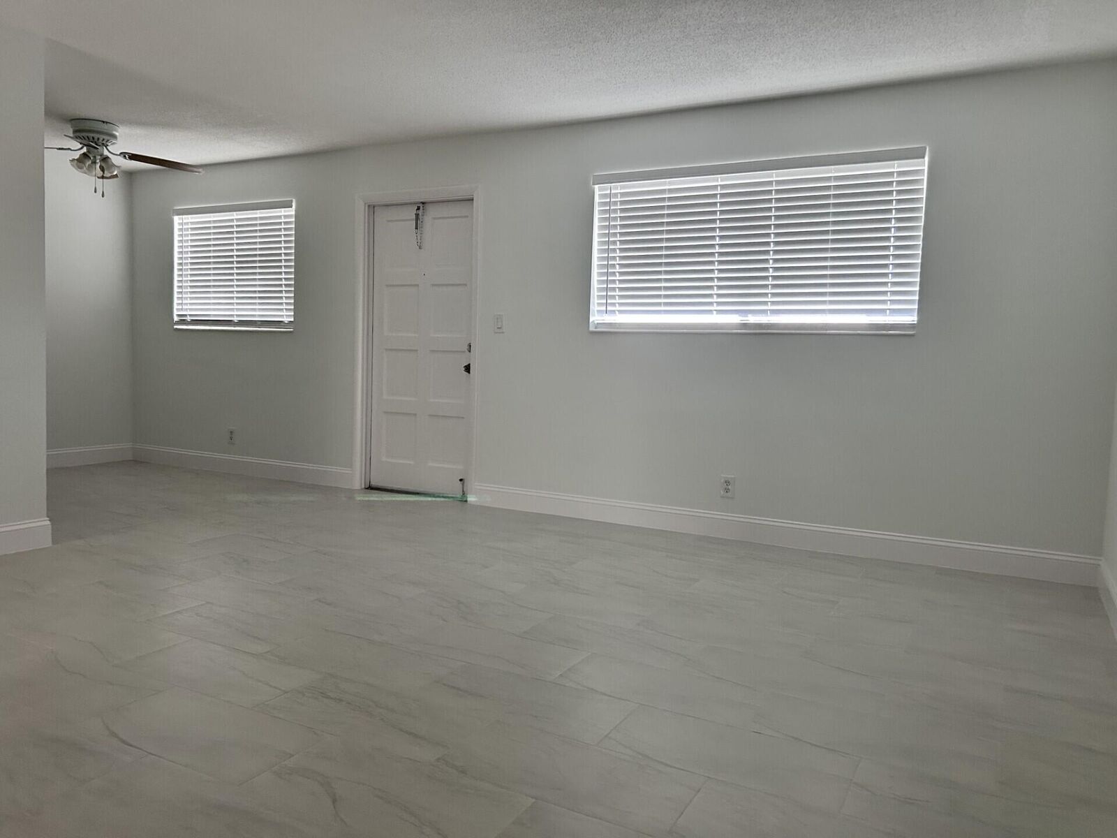 Property Photo: 402 Lake Shore Drive 103 FL 33403
