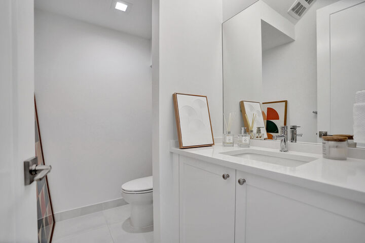 Property Photo: 9164 Silver Marsh Lane FL 33434