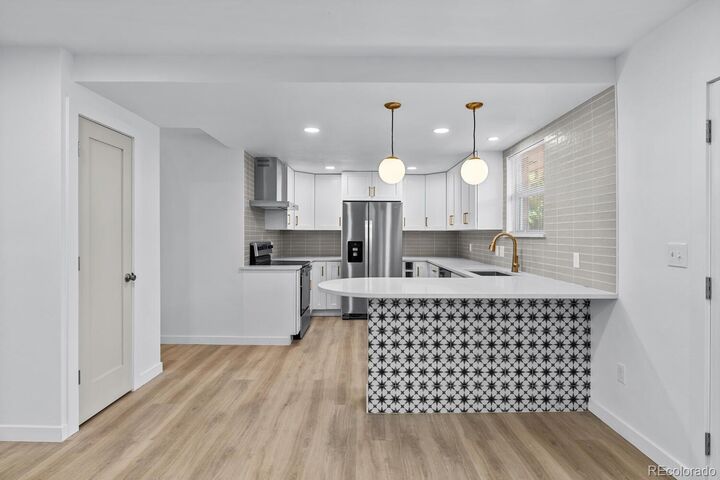 Property Photo:  1200 S Monaco Street Parkway 27  CO 80224 