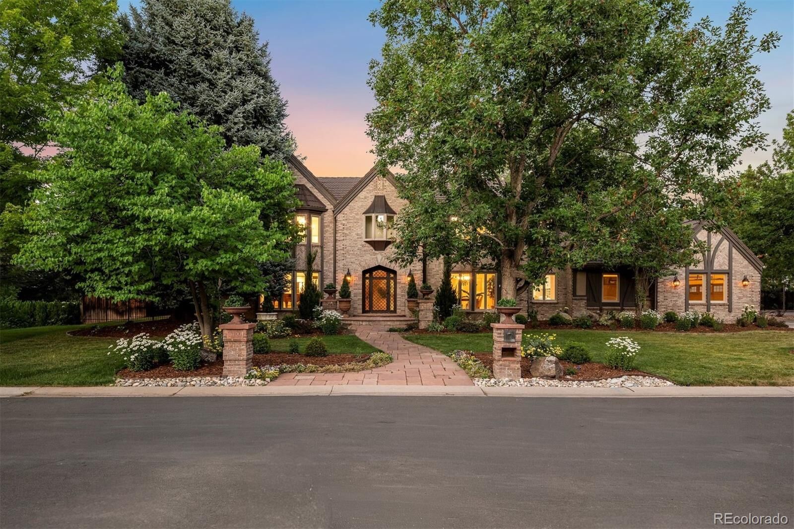 Property Photo: 5400 S Fulton Court CO 80111