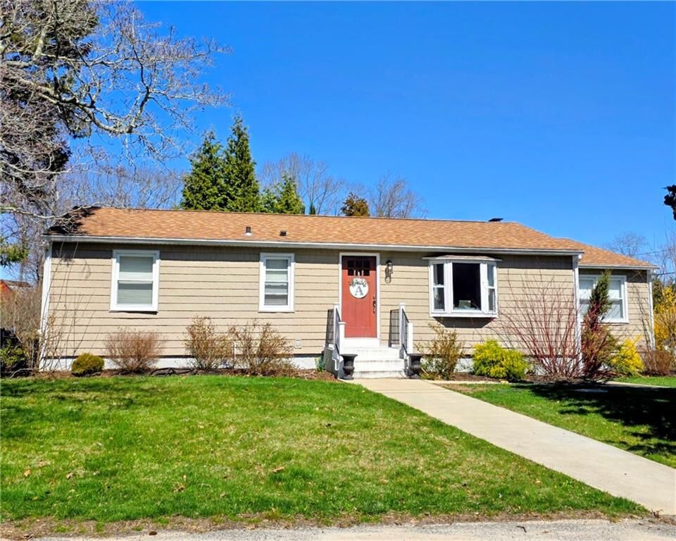 Property Photo:  50 Glenham Road  RI 02921 