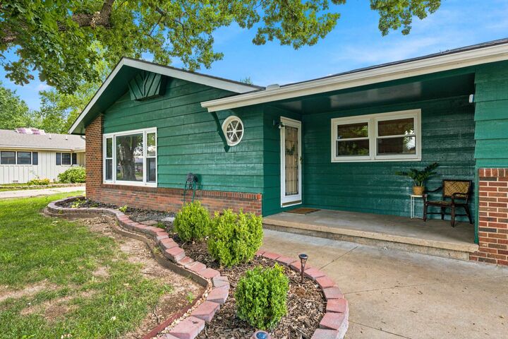 Property Photo: 427 N Pamela Ave. KS 67212