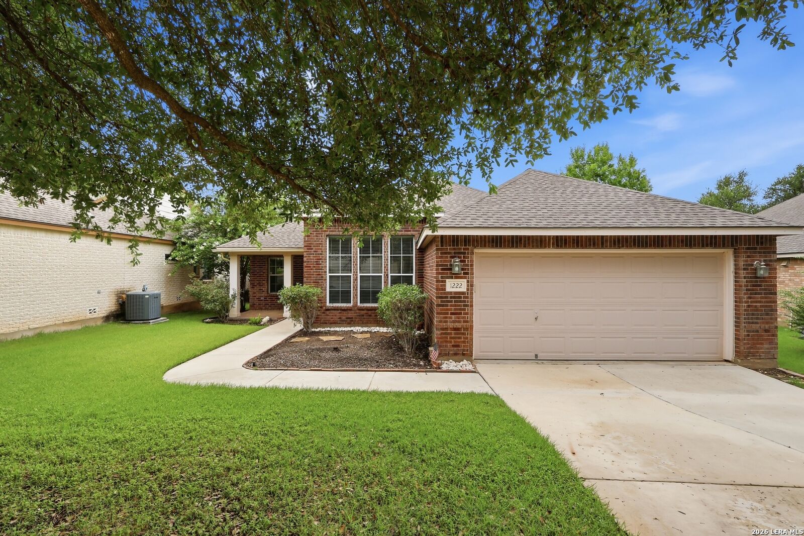 Property Photo: 1222 Stetson Grn TX 78258