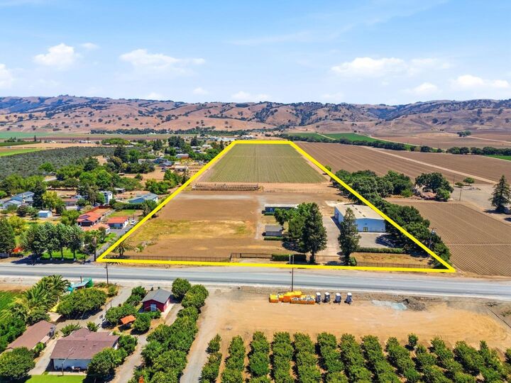 Property Photo:  3065 Pacheco Pass Highway  CA 95020 