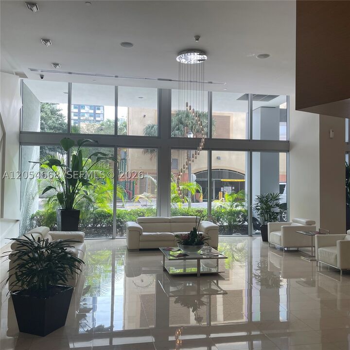 Property Photo:  79 SW 12 St 3011-S  FL 33130 
