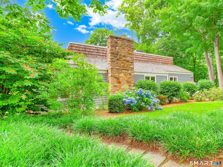 Property Photo: 2 Castle Rock 2 CT 06405