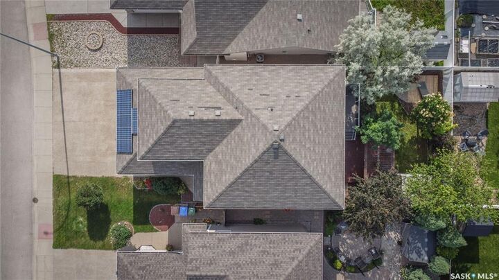 Property Photo:  4826 Ellard Way  SK S4X 4T2 