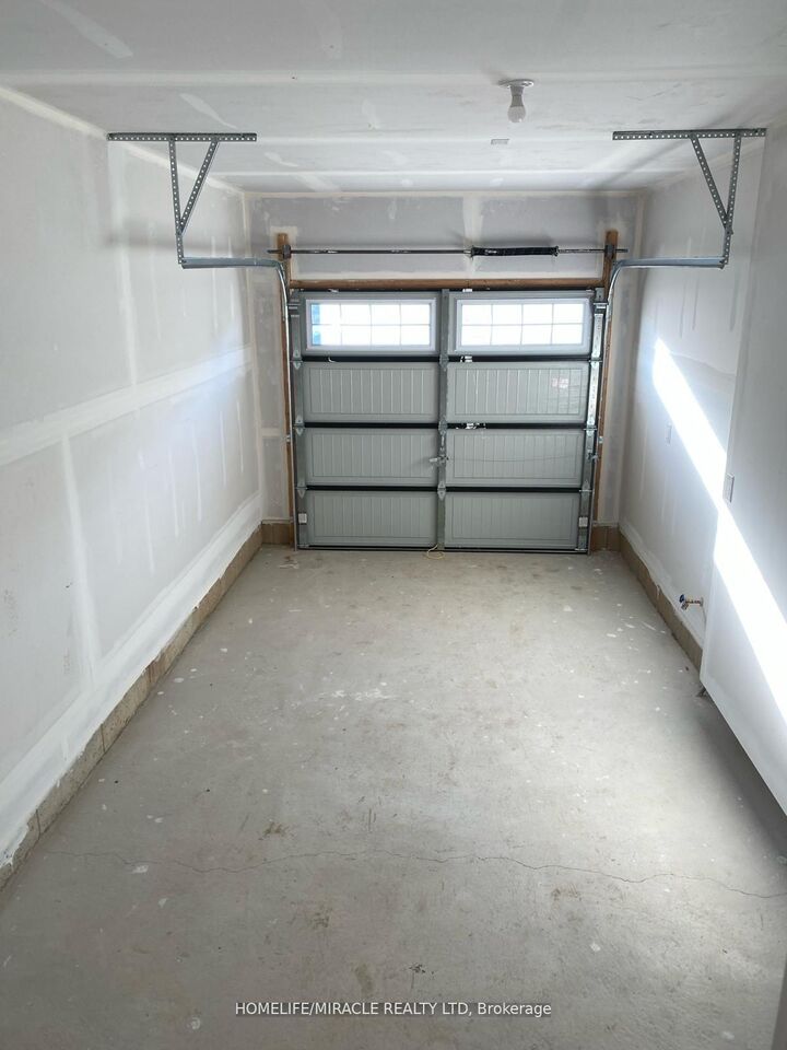 Property Photo: 56 Sun Haven Lane ON L2V 0K7