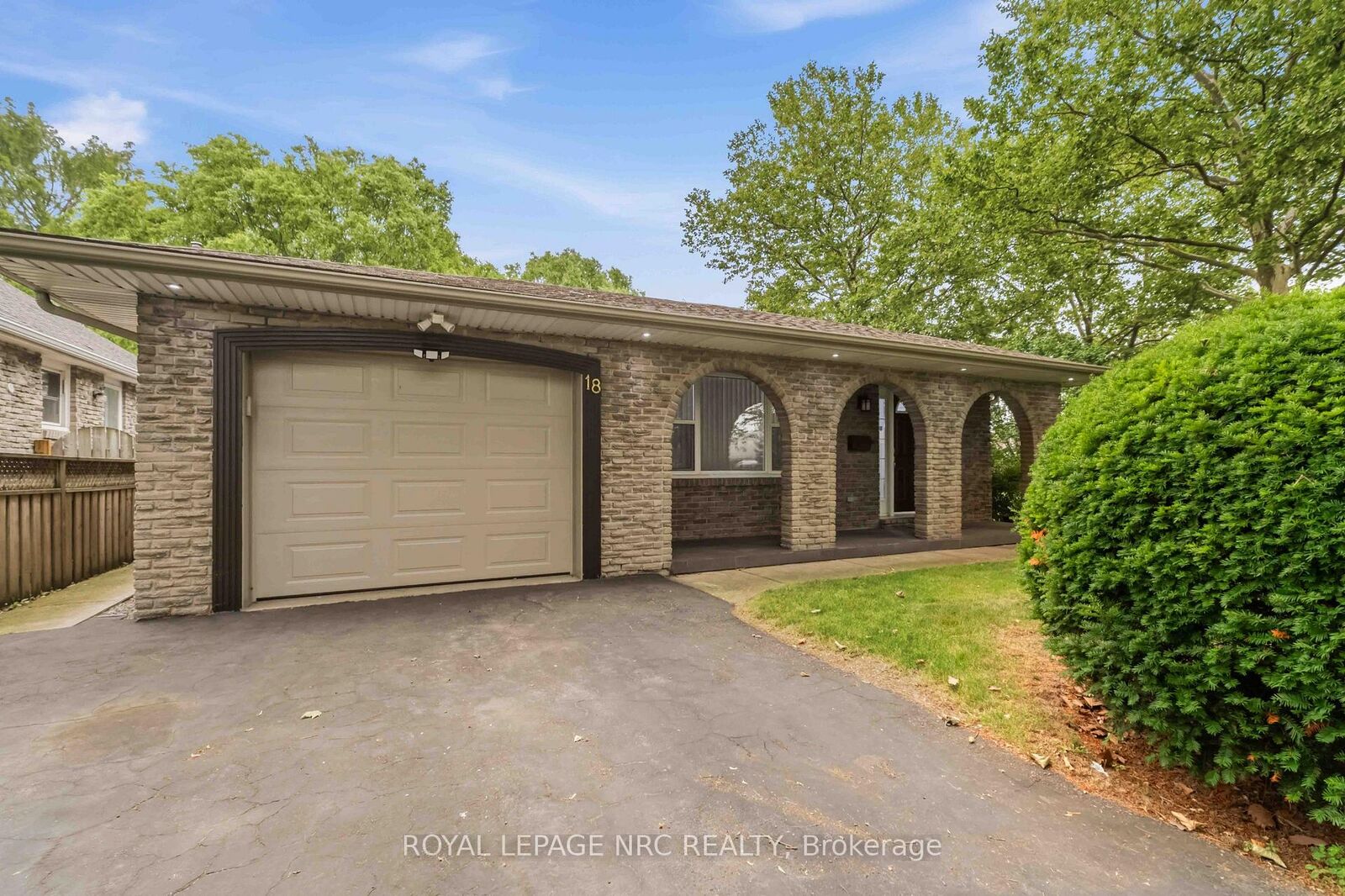 Property Photo: 18 October Drive ON L2N 6T2
