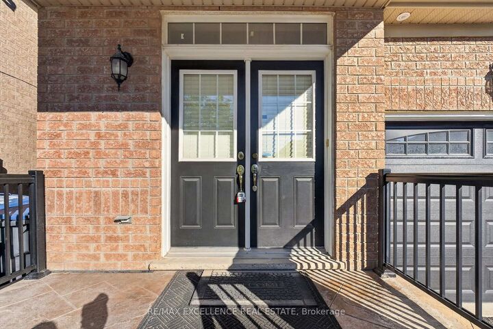 Property Photo:  12 Summitgreen Crescent  ON L6R 0T4 