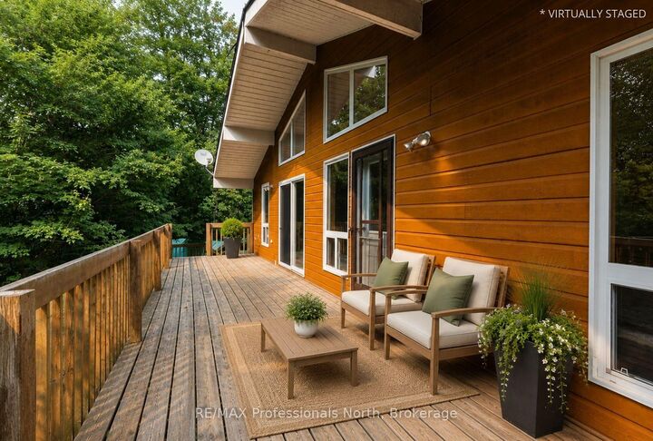 Property Photo: 13 Hickory Crescent ON P0C 1J0