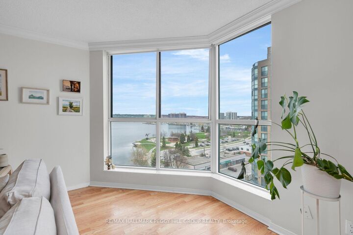 Property Photo: 150 Dunlop Street E 904 ON L4M 6H1