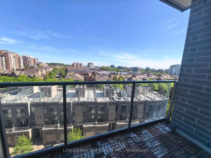 Property Photo:  277 South Park Road 802  ON L3T 0B7 