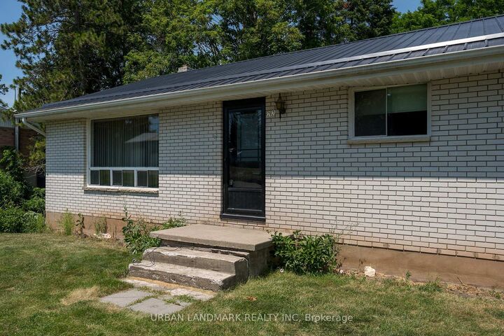 Property Photo: 22 Queen Victoria Street W ON K0K 2K0