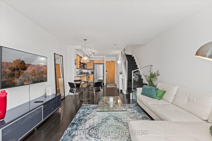 Property Photo:  36 Blue Jays Way 930  ON M5V 3T3 