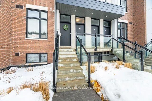 Property Photo: 9560 Islington Avenue S 214 ON L4H 5E8