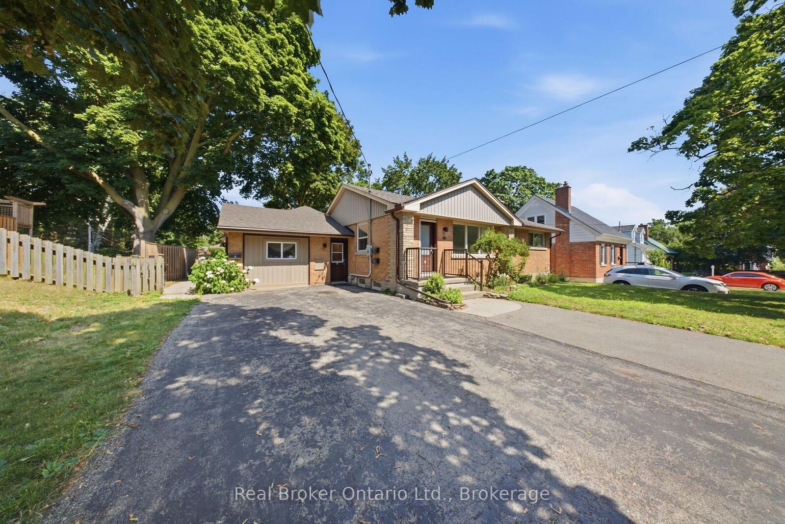 Property Photo: 80 Jackson Avenue ON N2H 3P1