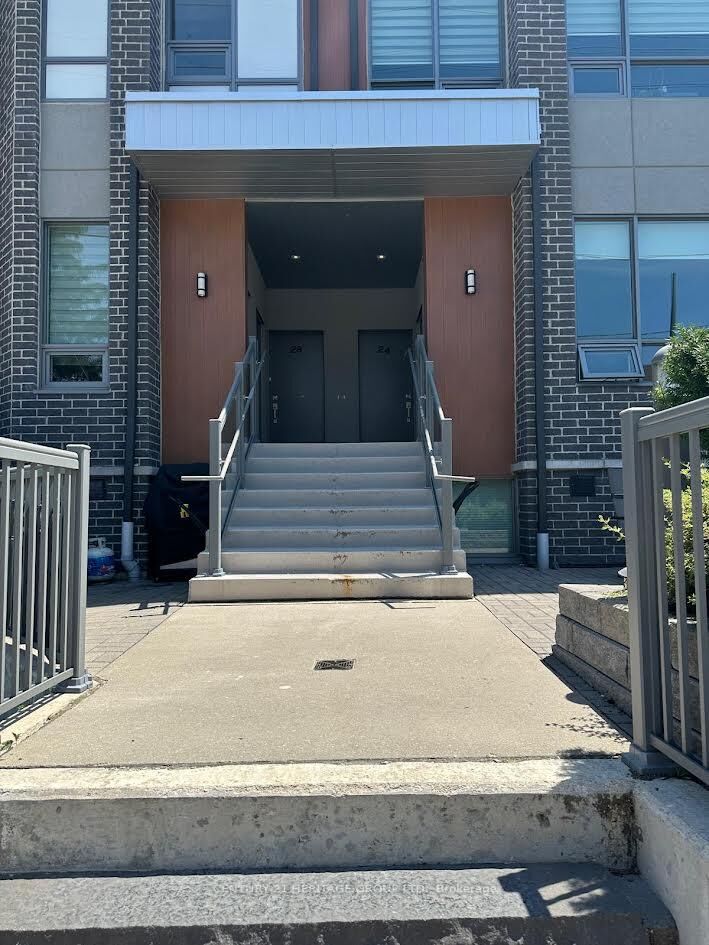 680 Atwater Avenue 22 — photo 1