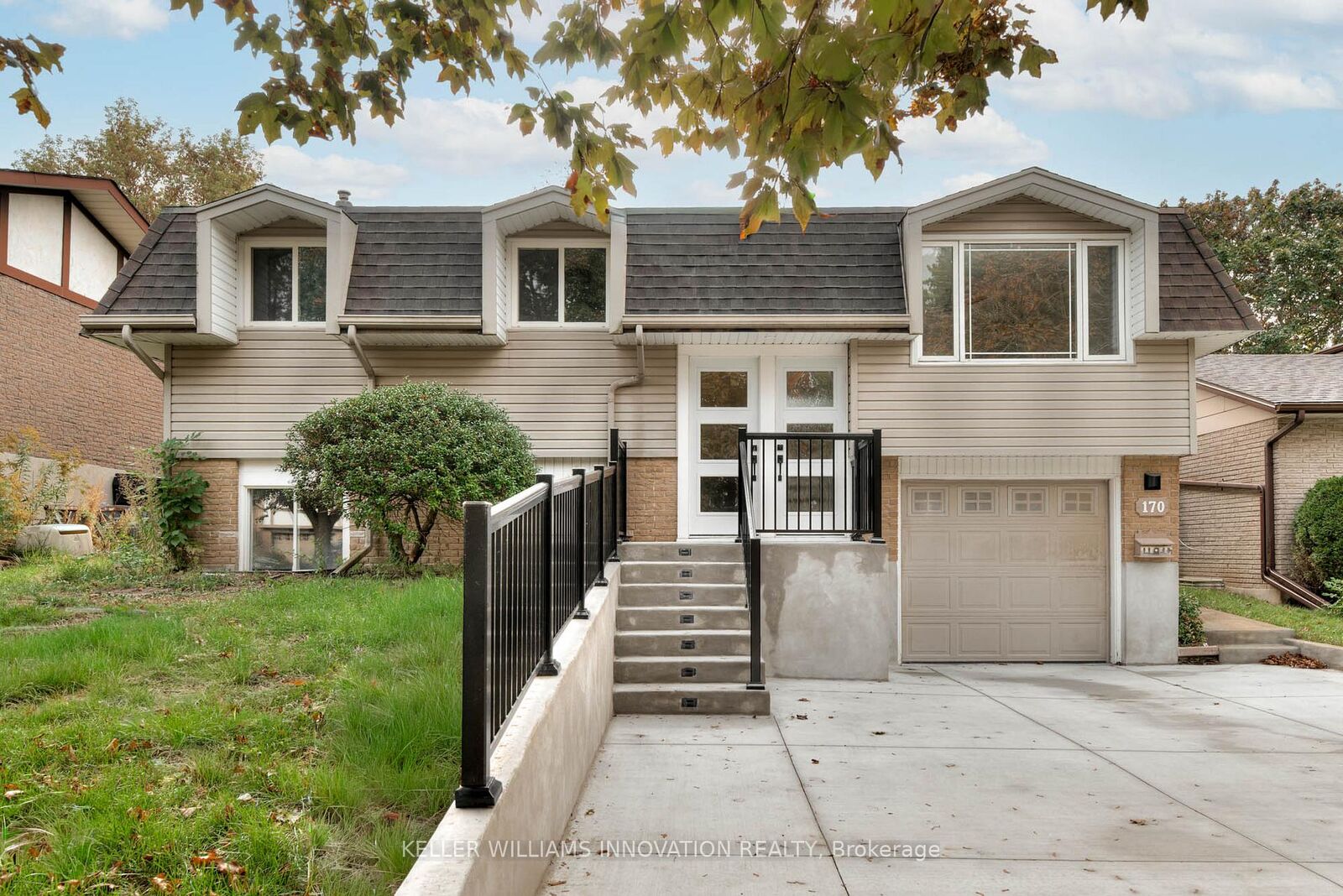 Property Photo: 170 Wheatfield Crescent Lower ON N2P 1P7