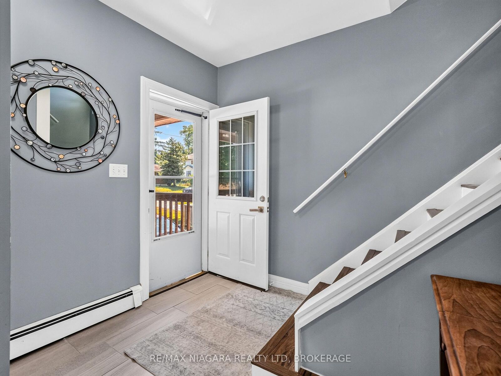 Property Photo:  31 Murray Street  ON L2A 2A3 