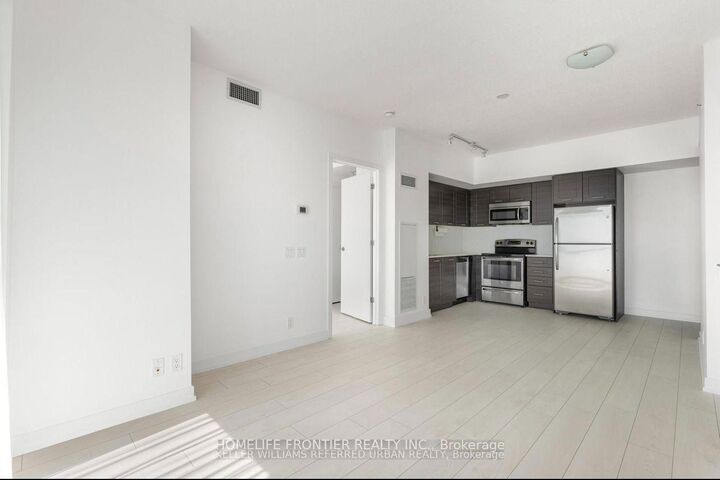 Property Photo: 2200 Lakeshore Boulevard W 3610 ON M8V 1A4