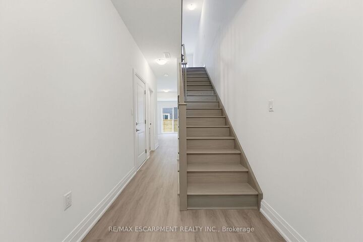Property Photo: 10 Clear Valley Lane ON L0R 1W0