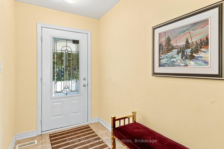 Property Photo:  152 Kincardine Street N  ON N0G 1R0 