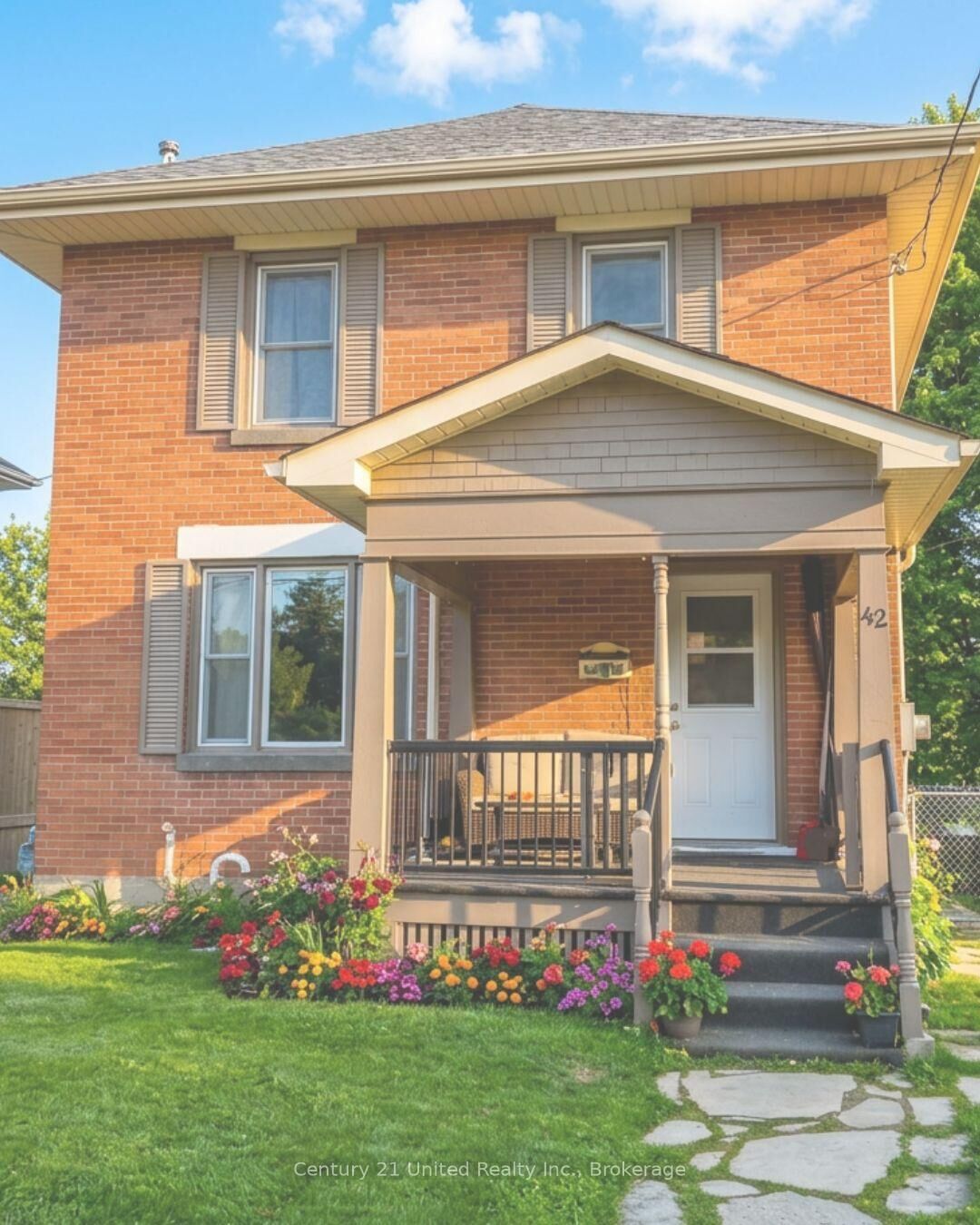 Property Photo: 42 Harcourt Street ON L1A 1M4