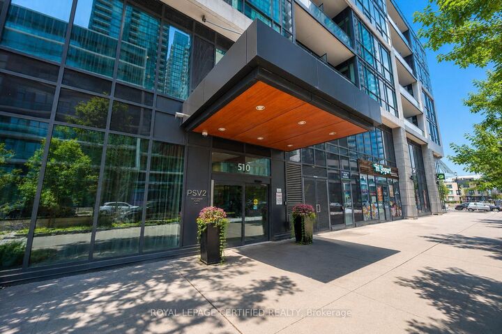Property Photo: 510 Curran Place 808 ON L5B 0J8