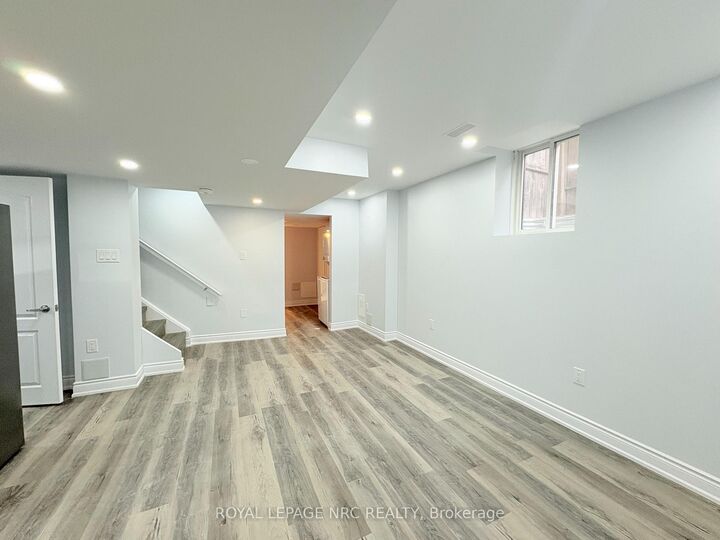 Property Photo:  11 Meadow Wood Crescent Basement  ON L8J 3Z7 