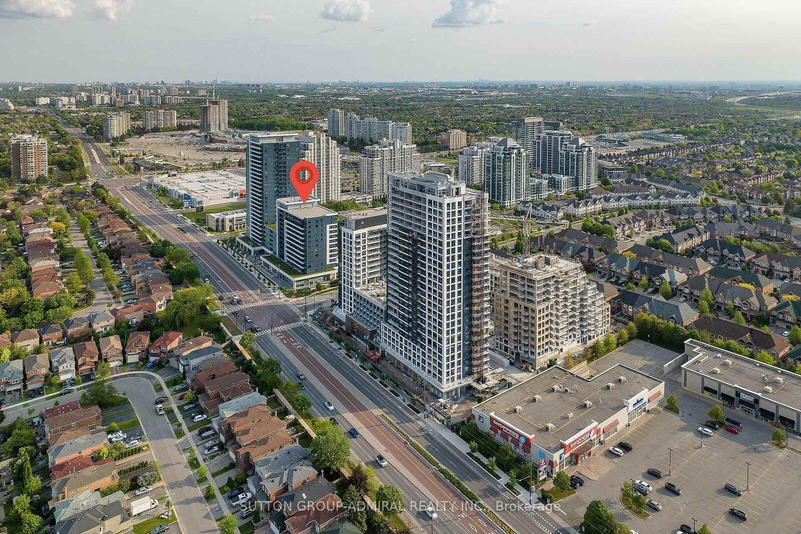 Property Photo: 7900 Bathurst Street 331 ON L4J 0J9