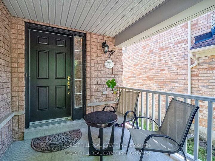 Property Photo: 70 Shoniker Drive ON L3X 2Y7