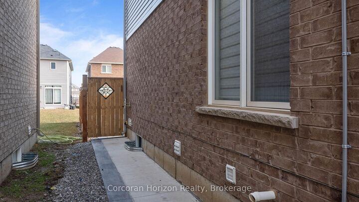 Property Photo: 9 Price Street Lower ON N3T 0R3
