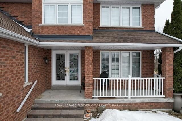 Property Photo: 43 Carley Crescent ON L4N 0M8